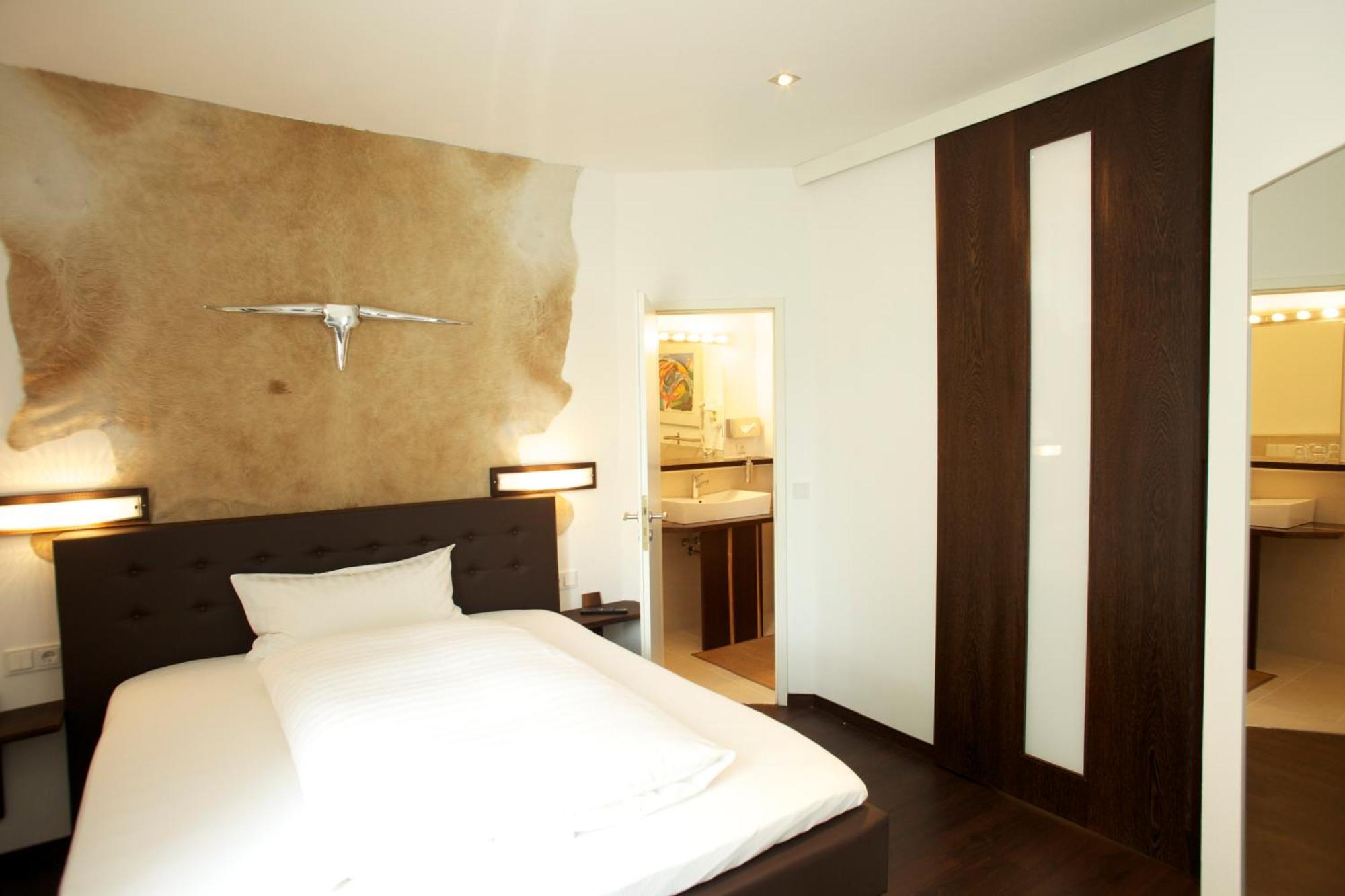Hotel Zur Wartburg Rheda-Wiedenbrück المظهر الخارجي الصورة