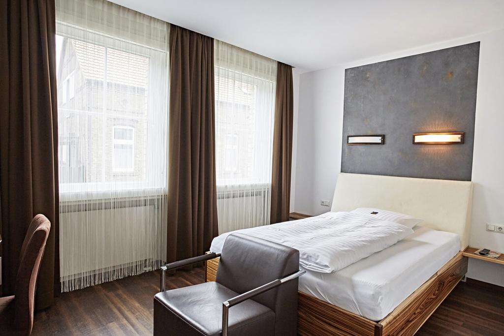 Hotel Zur Wartburg Rheda-Wiedenbrück المظهر الخارجي الصورة
