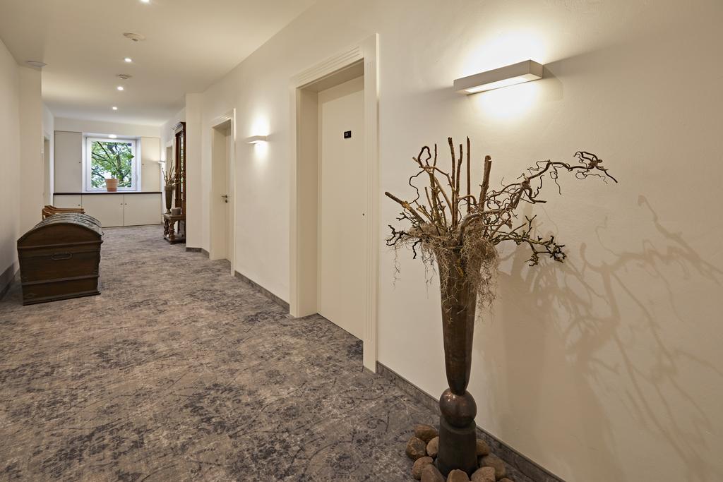 Hotel Zur Wartburg Rheda-Wiedenbrück المظهر الخارجي الصورة
