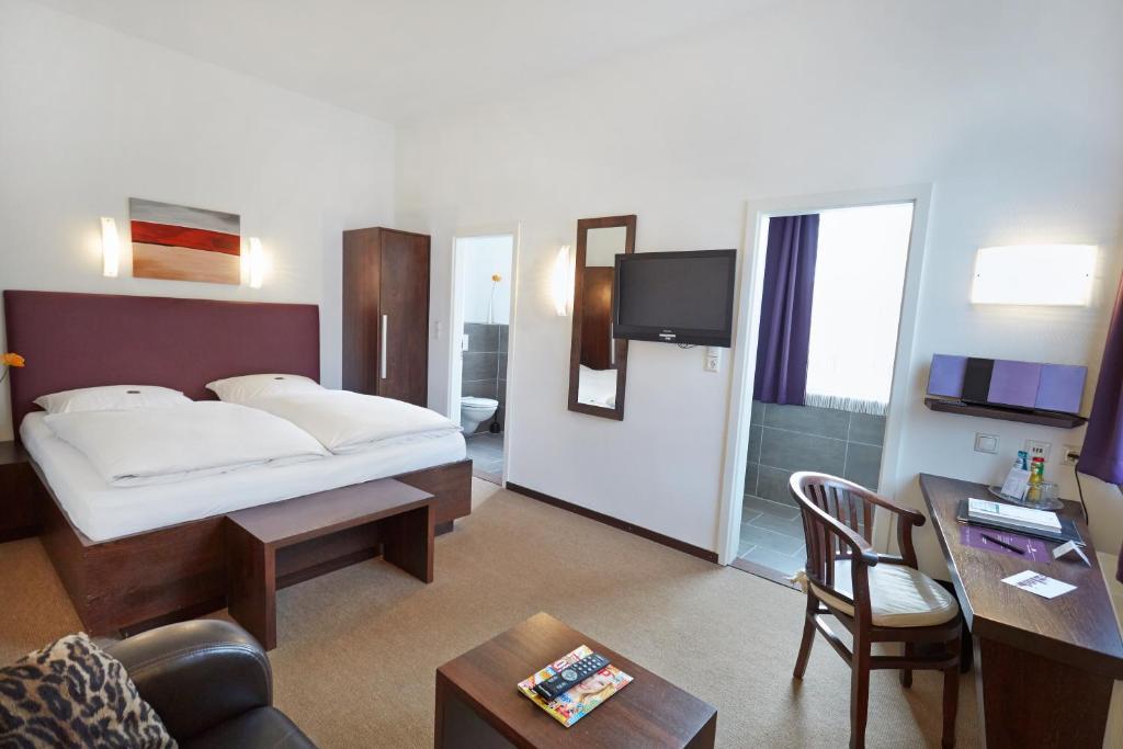 Hotel Zur Wartburg Rheda-Wiedenbrück المظهر الخارجي الصورة